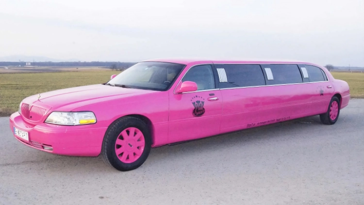 Auffällige Pink Stretchlimousine für Partys und Events